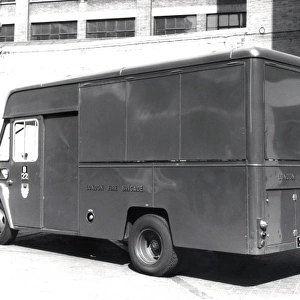 GLC-LFB Canteen Van