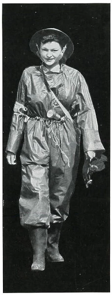 The ARP Wardens Suit, September 1939