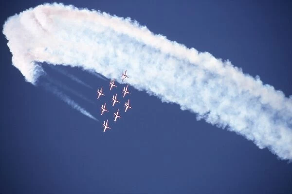 BAe Systems Hawks RAF Red Arrows Diamond Bend Cottesmore