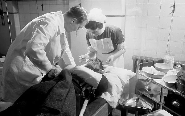 Blitz in London -- AFS personnel receiving treatment, WW2