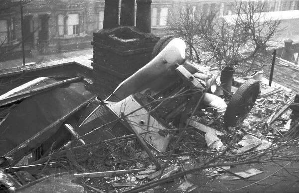 Blitz in London -- vehicle on roof, Peckham Hill Street, WW2