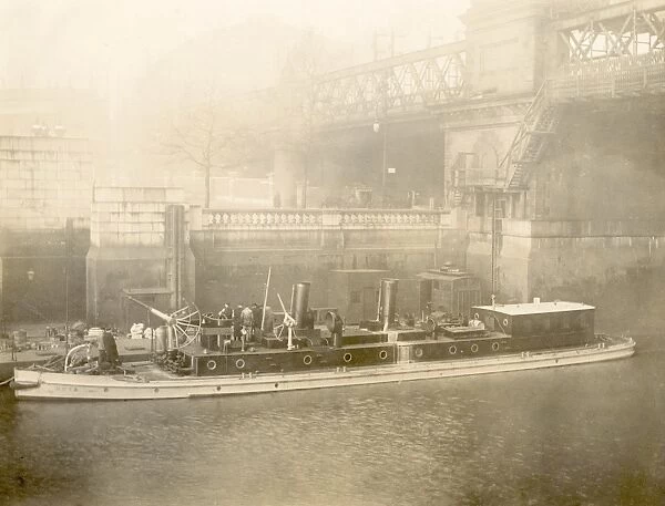 LCC-LFB First fireboats in the London Fire Brigade