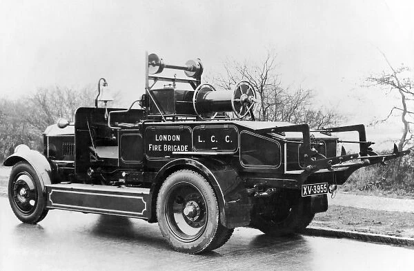 A London Fire Brigade pump escape vehicle