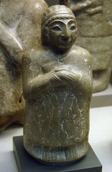 Mesopotamia. Limestone statue of a woman. Kingdom of Lagash