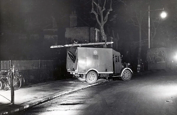 NFS Heavy Unit vehicle accident, Ealing, WW2