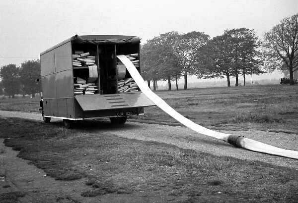 NFS Home Office hose tests, Wimbledon, WW2