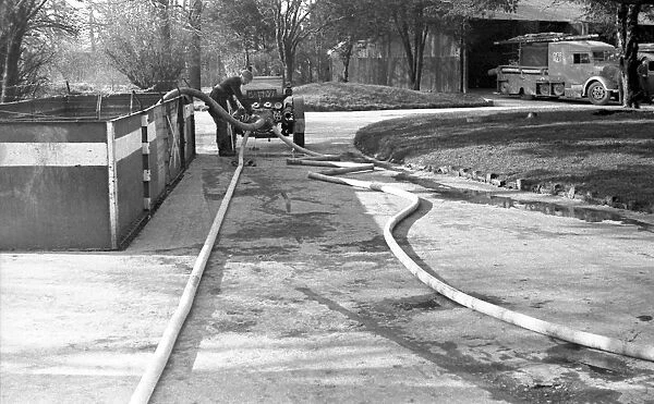 NFS (London) fire station pumping exercise, WW2