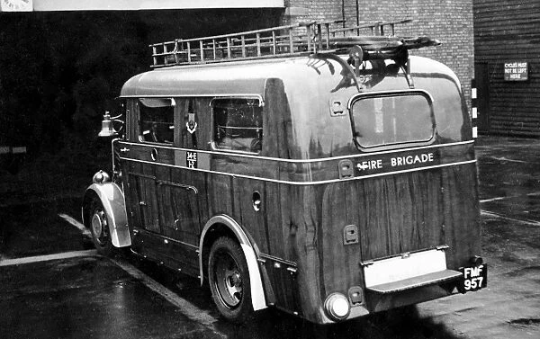 NFS (London Region) former Borough fire engine, WW2