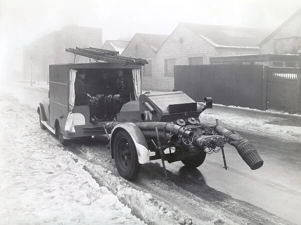NFS towing unit and trailer pump, WW2