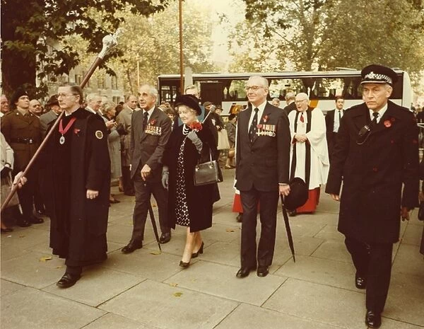 Queen Mother arriving for Remembrance Service