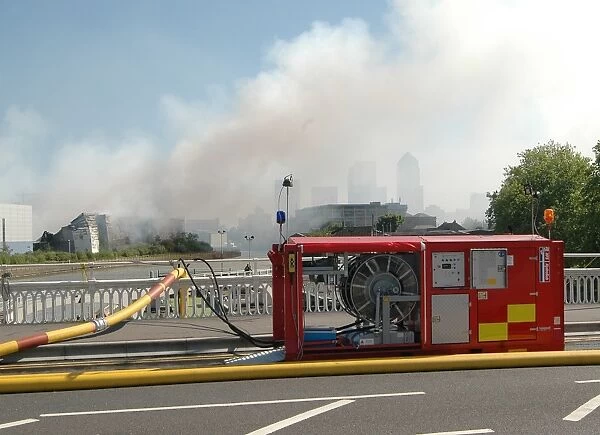 Water drawn from Thames to fight a fire in Bow