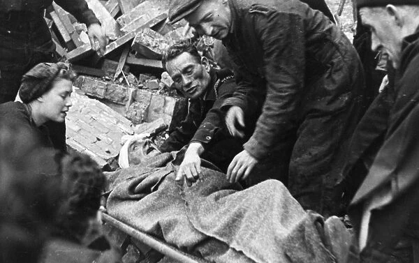 Blitz in London -- rescuing a casualty, WW2