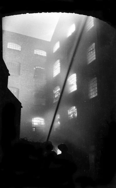 Blitz in London -- tobacco factory, Walham Green, WW2