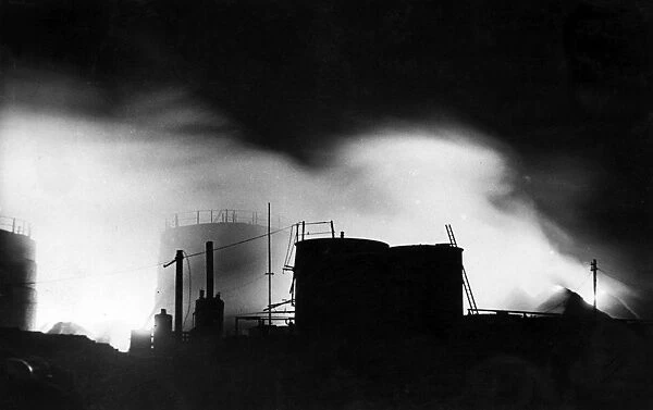 Blitz in London -- Winkleys Wharf, Millwall, WW2