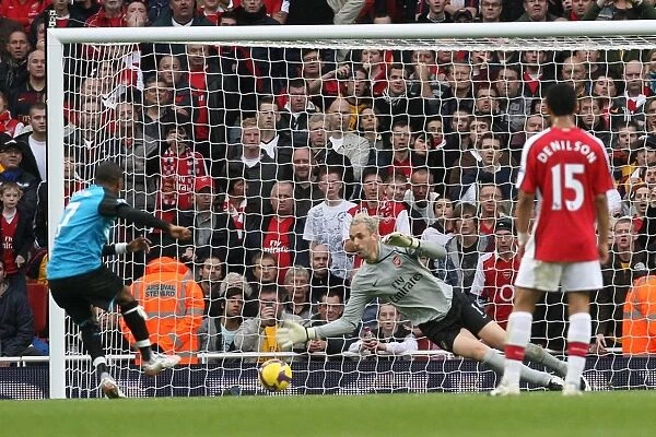 Almunia's Spectacular Penalty Save vs. Aston Villa (Arsenal 0:2)