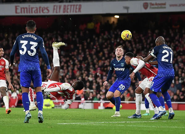 Arsenal's Nketiah Scores Thriller at Emirates: Arsenal FC vs West Ham United (2023-24)