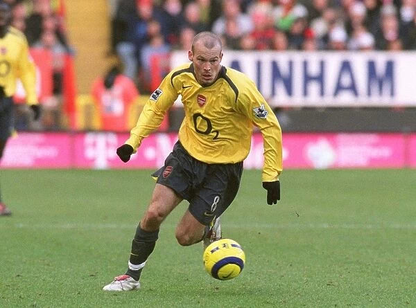 Freddie Ljungberg's Goal Secures Arsenal Victory Over Charlton Athletic, FA Premiership 2005