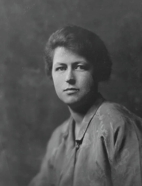 Ingram, Charles, Mrs. portrait photograph, 1916 Apr. 12. Creator: Arnold Genthe