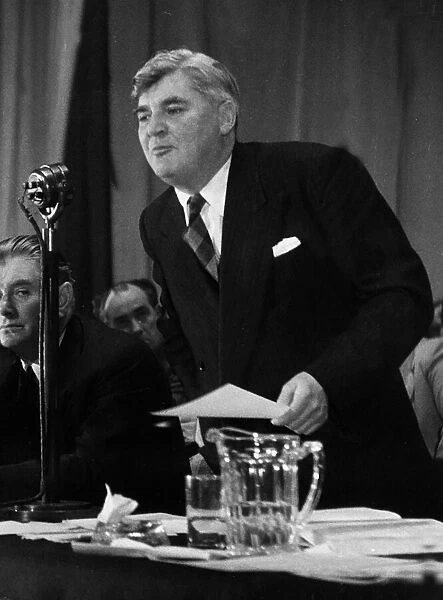 Aneurin Bevan Labour MP giving conference speech in 1952 in Morcombe