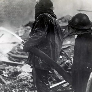 Blitz in London -- Chiesmans, Lewisham High Street, WW2