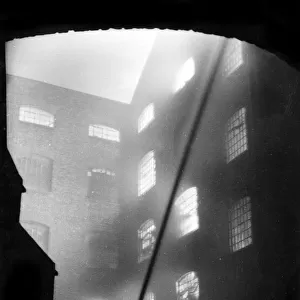 Blitz in London -- tobacco factory, Walham Green, WW2