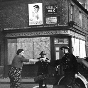 Blitz in London -- a welcome tea break, WW2