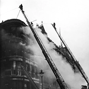 London firefighters at work, Queen Victoria Street