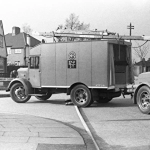 NFS (London) towing unit and trailer pump, WW2