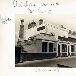Photograph of Club House PH, West Thurrock, Essex