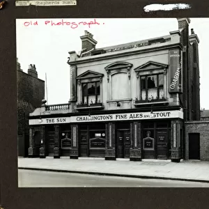 Photograph of Sun PH, Shepherds Bush (Old), London