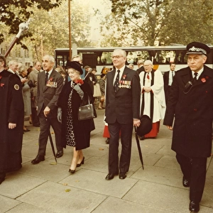 Queen Mother arriving for Remembrance Service