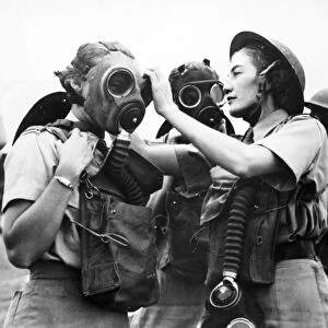 Gas mask training, World War II