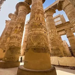 The Great Hypostyle Hall, Karnak Temple Complex, a vast mix of temples, pylons, and chapels, UNESCO World Heritage Site, near Luxor, Thebes, Egypt, North Africa, Africa