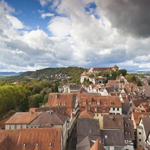 Germany, Baden-Wurttemburg, Tubingen, elevated town view towards the Schloss Palace