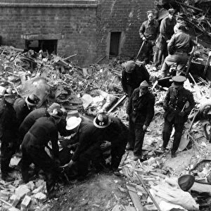 Blitz in London -- Vauxhall Bridge Road, WW2