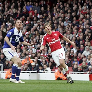 Andrey Arshavin scores Arsenals 3rd goal as Barry