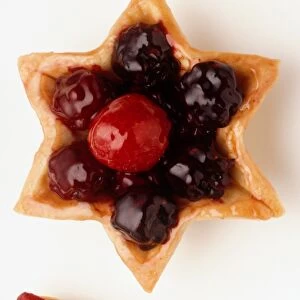 Star shaped fruit tart