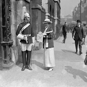 Primrose Day in London. 1915