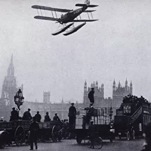 British aviator Alan Cobham arriving in Westminster to complete his flight from Australia, 1926 (b / w photo)