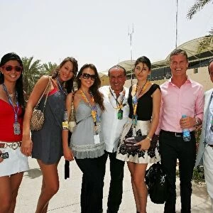 Formula One World Championship: Dan Palikrousis - Pearl DubaiFZ LLC, centre, with David Coulthard and friends
