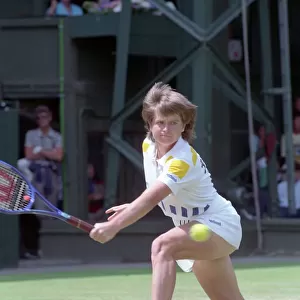 Wimbledon Tennis. Martina Navratilova v. Hanna Mandlikova. July 1989 89-3958-011