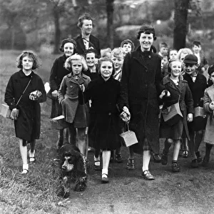 World War Two - Evacuation of children This happy study of evacuees from Heaton