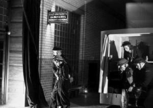 Blitz in London -- AFS personnel receiving treatment, WW2
