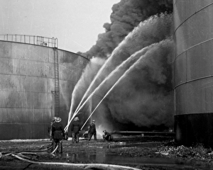 Fighting fires at Thames Haven oil tanks, WW2