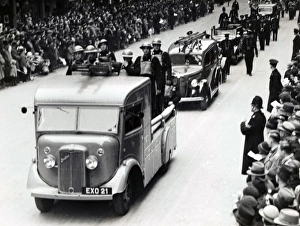 LCC-LFB in Lord Mayors Show, City of London
