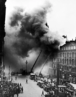 LCC-LFB Major fire, Farringdon Street EC4