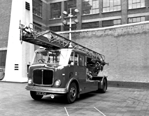 LCC-LFB Merryweather Magirus 100 foot turntable ladder