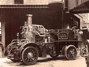 LCC-LFB Merryweather self-propelled Fire King pump