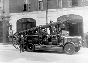 LCC-LFB Red Cross Street fire station, City of London