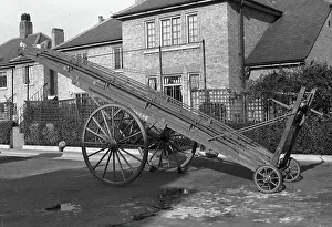 NFS-London Region 50ft wheeled escape ladder, WW2